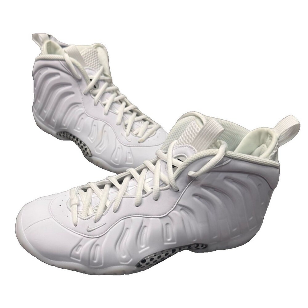 Nike Little Posite One Triple White Foamposite Youth 7Y Women’s 8.5 NWOB